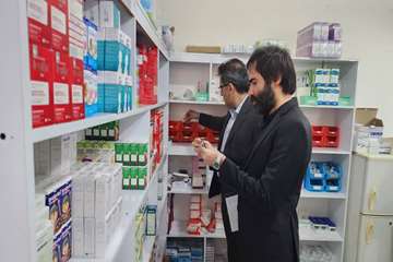 بازدید سرزده دکتر حامد فلاح معاون غذا و داروی دانشگاه از داروخانه‌های شهر پارسیان و همچنین بیمارستان رستمانی این شهر
